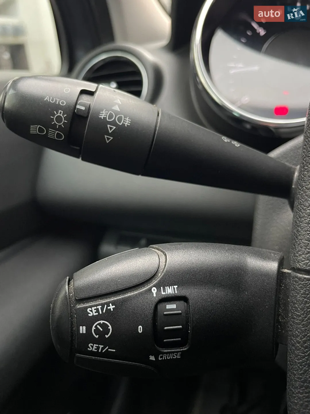 2014 Peugeot 5008 - мініатюра 32