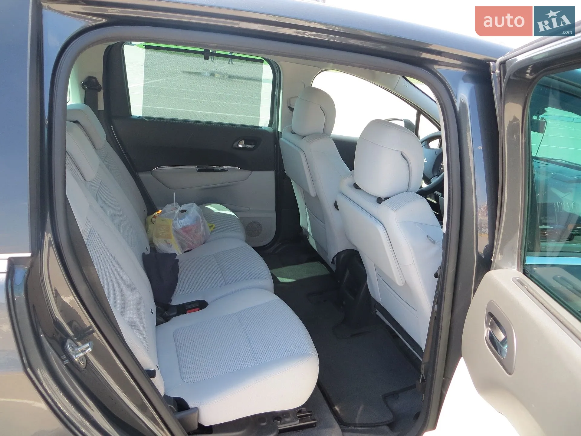 2013 Peugeot 5008 - мініатюра 2