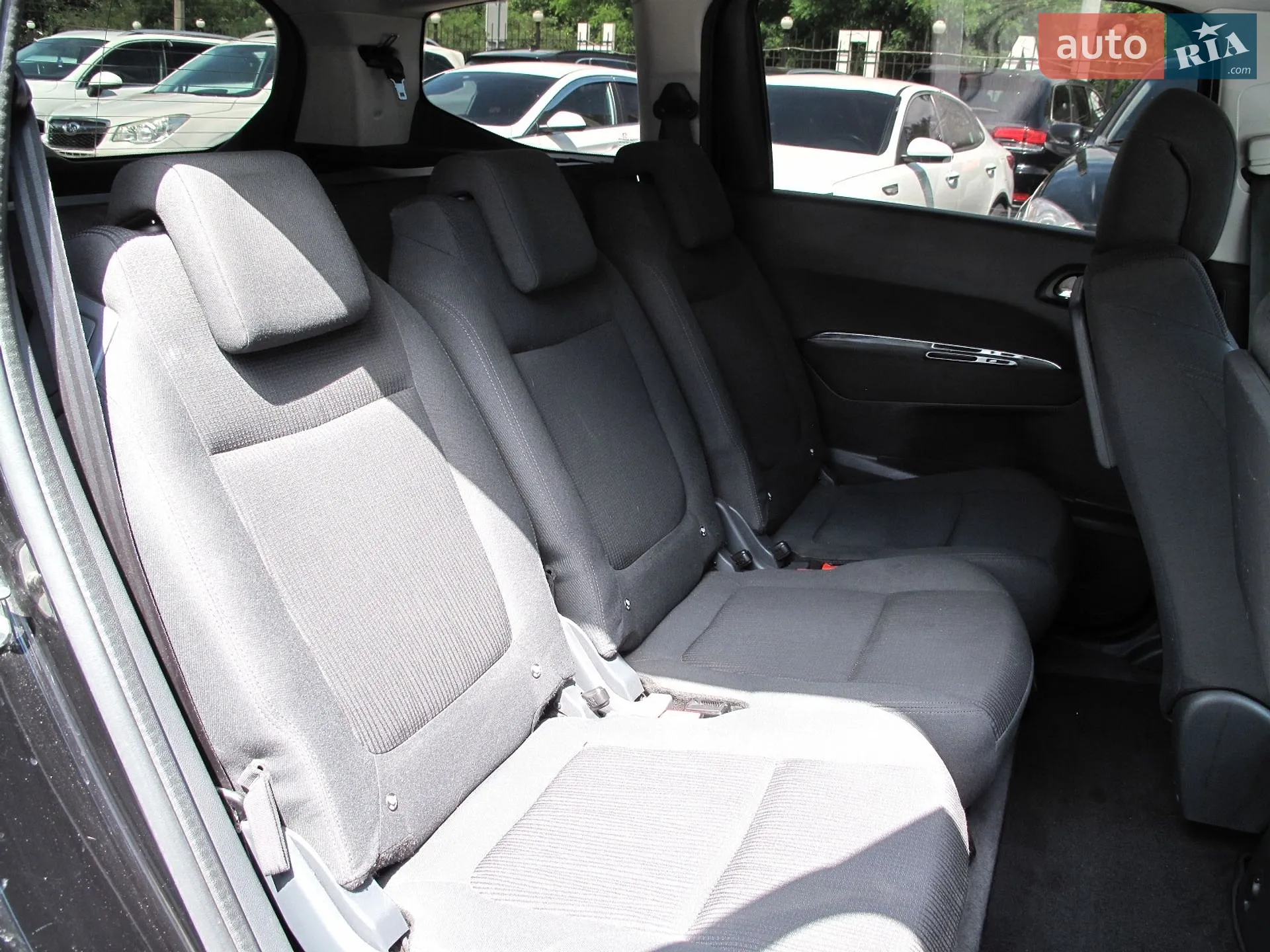 2015 Peugeot 5008 - мініатюра 38