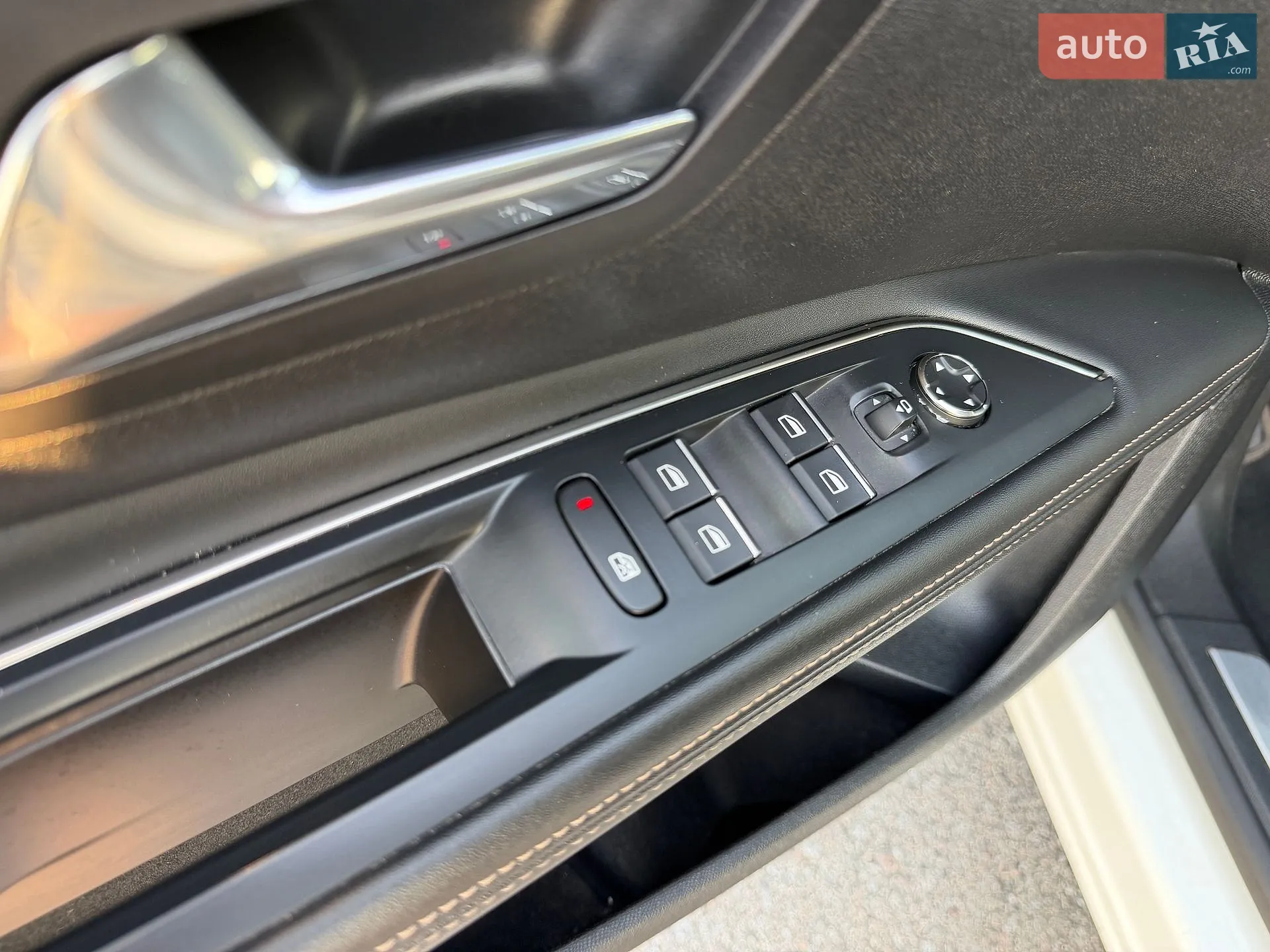 2021 Peugeot 5008 - мініатюра 24