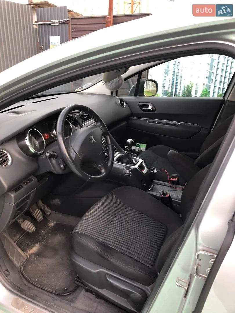 2011 Peugeot 5008 - мініатюра 5