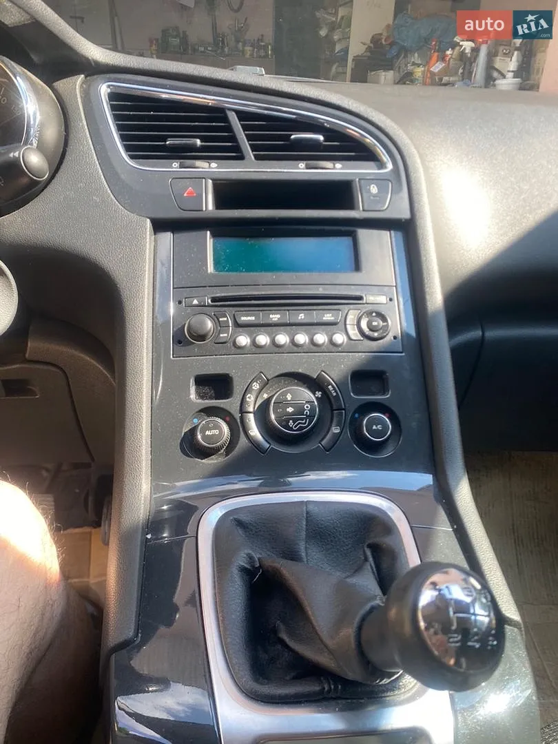 2011 Peugeot 5008 - мініатюра 5