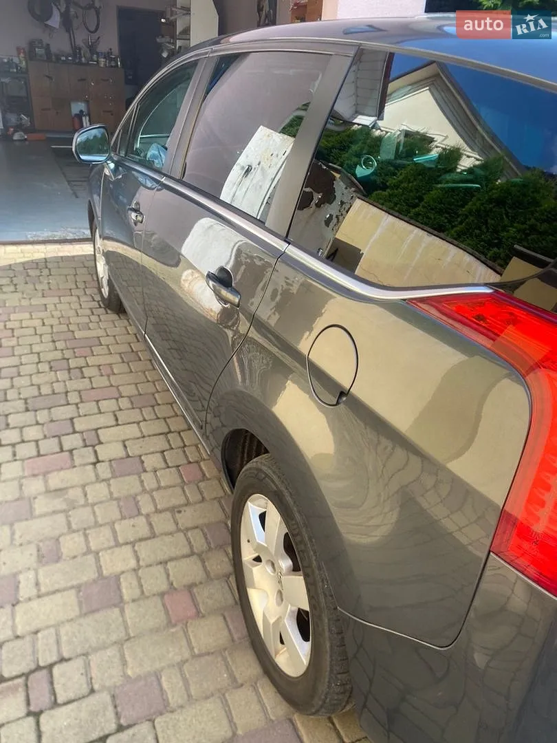 2011 Peugeot 5008 - мініатюра 6