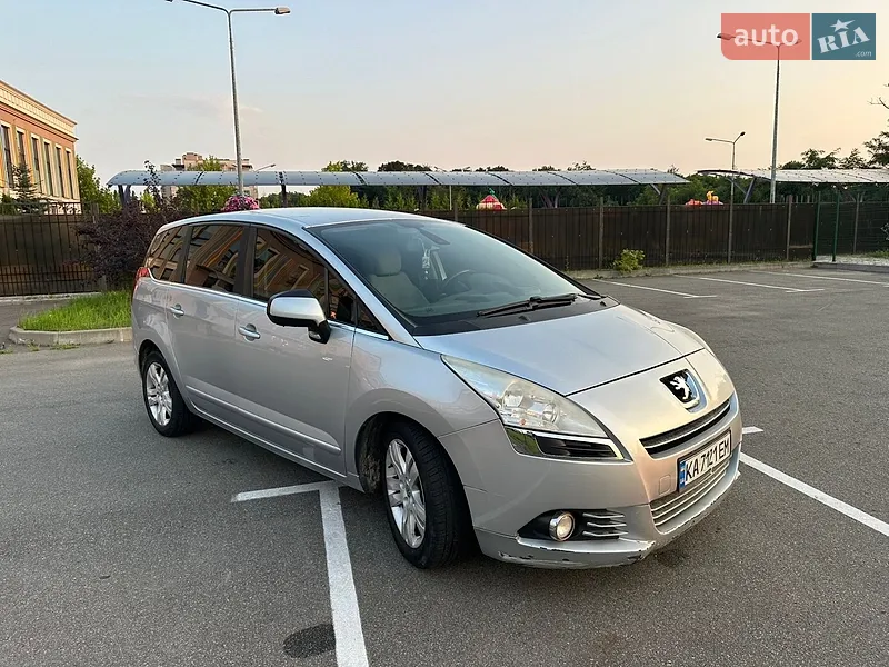 Peugeot 5008 2010