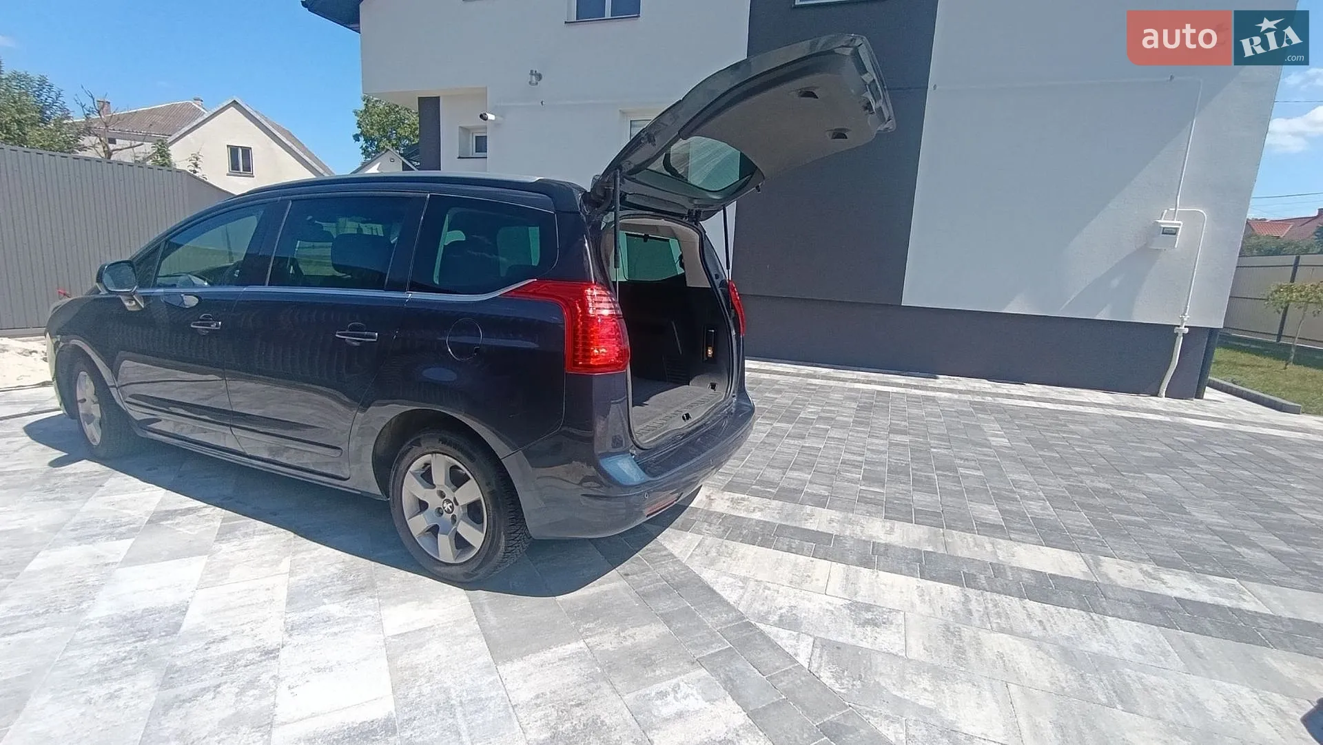 2014 Peugeot 5008 - мініатюра 4