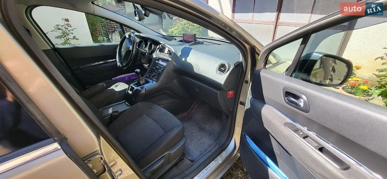 2011 Peugeot 5008 - мініатюра 8