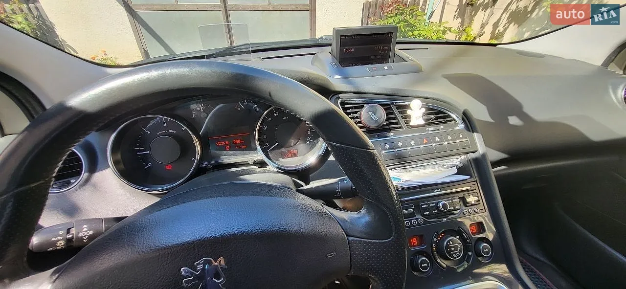 2011 Peugeot 5008 - мініатюра 14
