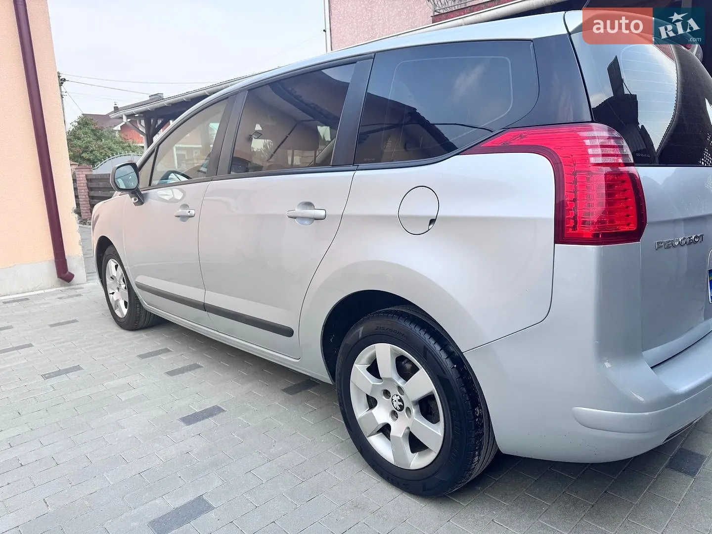 2012 Peugeot 5008 - мініатюра 2