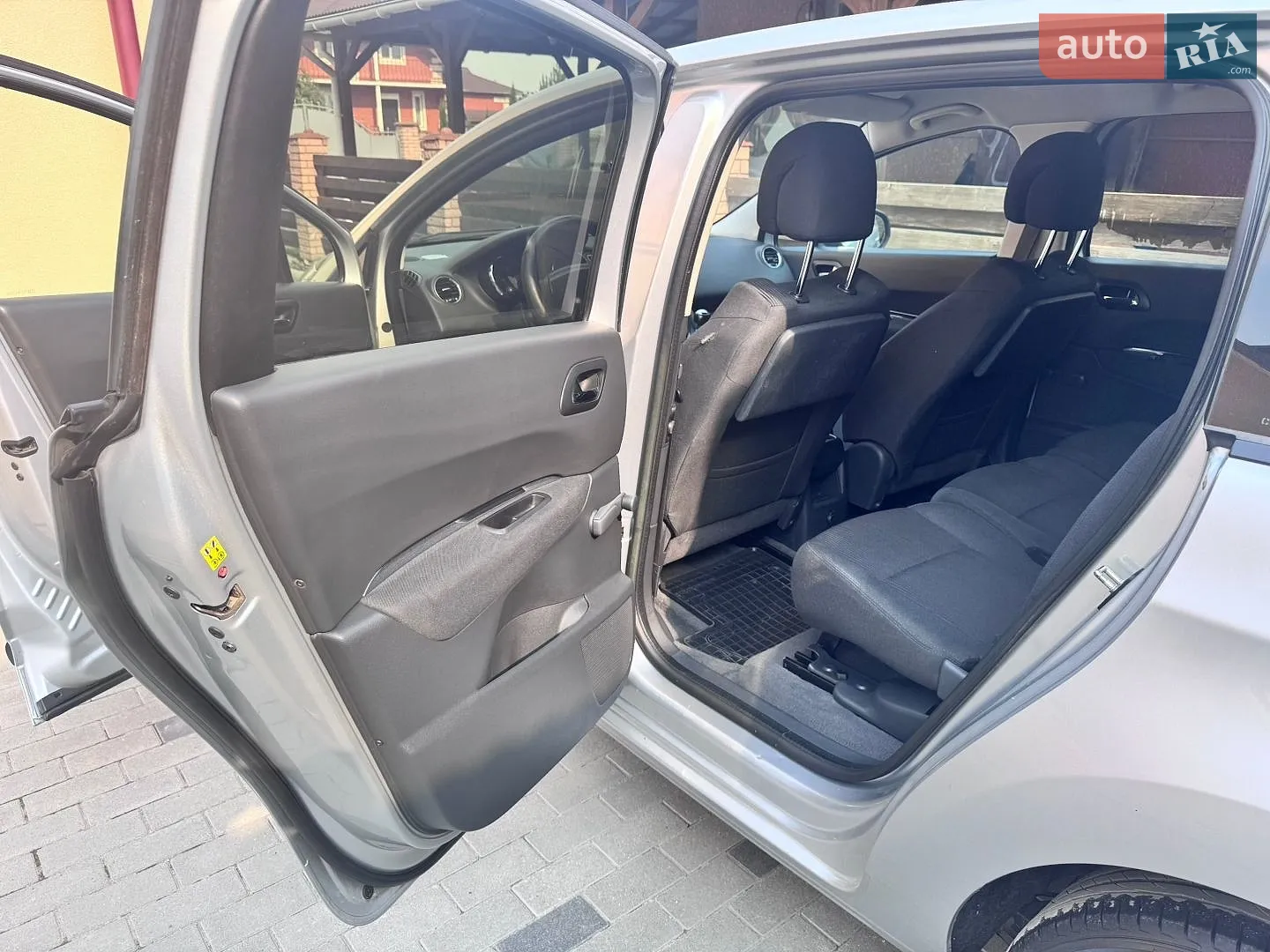 2012 Peugeot 5008 - мініатюра 8