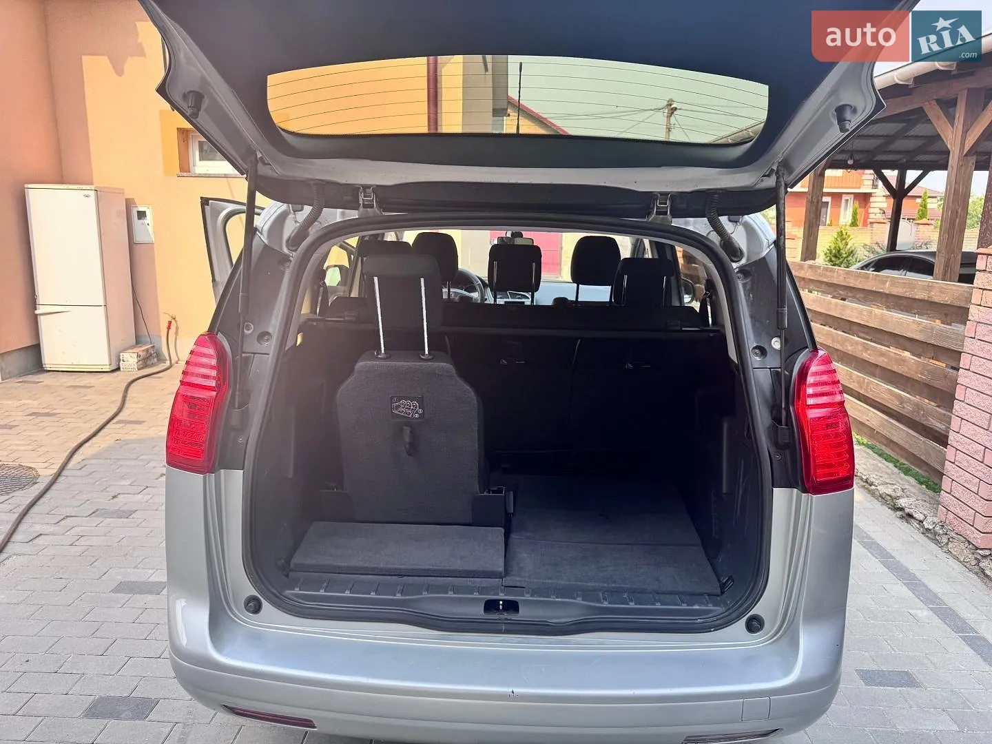 2012 Peugeot 5008 - мініатюра 16