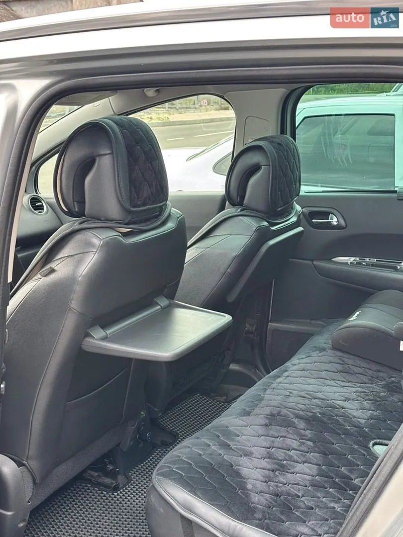 2011 Peugeot 5008 - мініатюра 21