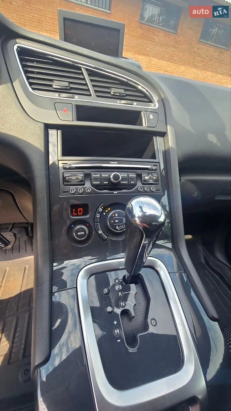2011 Peugeot 5008 - мініатюра 43