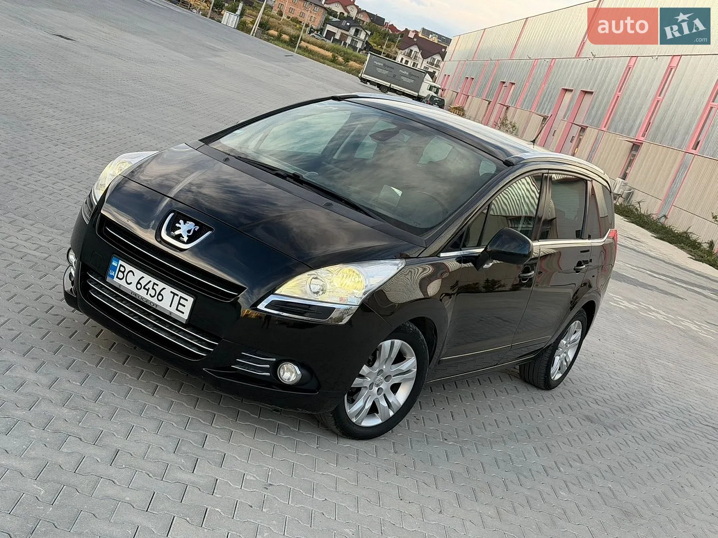 2010 Peugeot 5008 - мініатюра 2