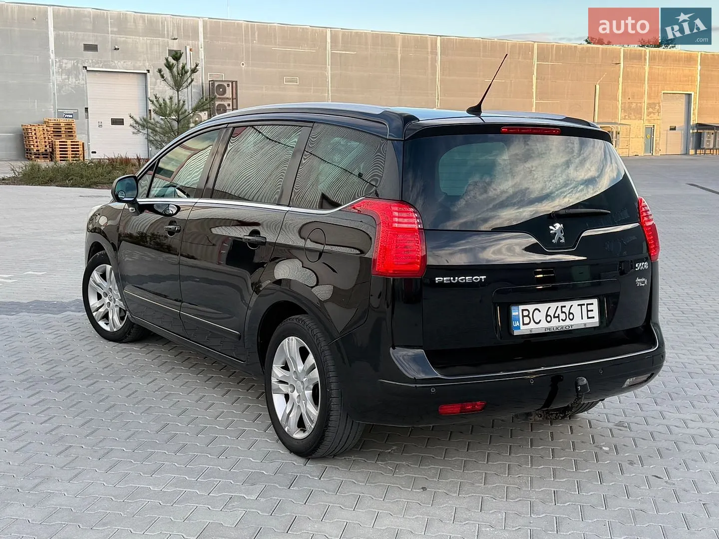 2010 Peugeot 5008 - мініатюра 16