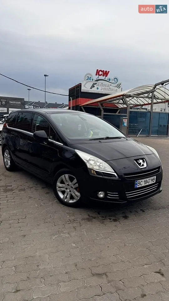 2010 Peugeot 5008 - мініатюра 16