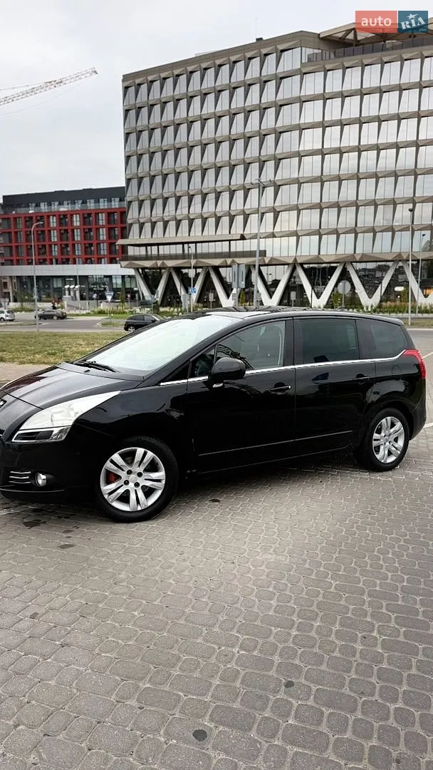2010 Peugeot 5008 - мініатюра 18