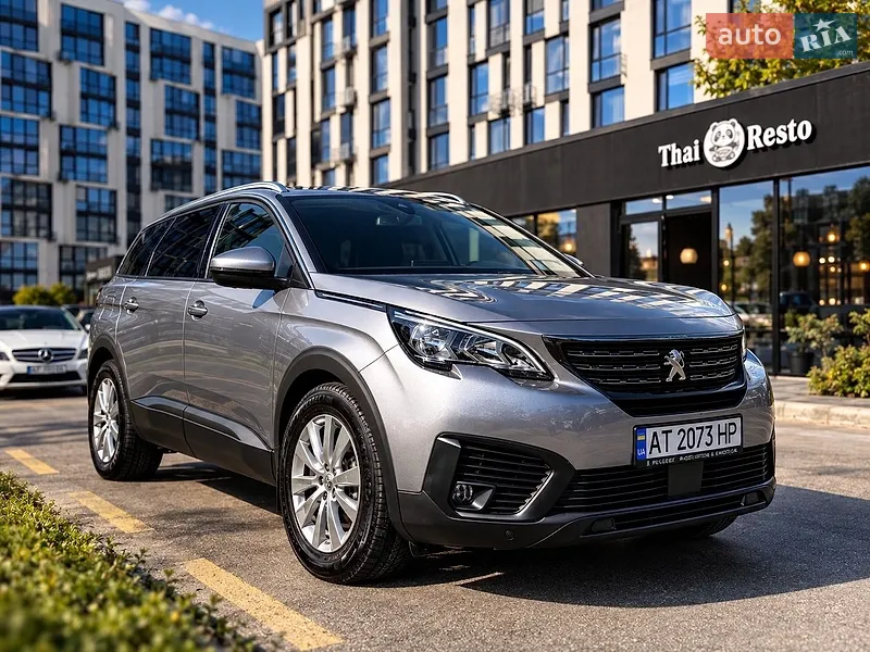 Peugeot 5008