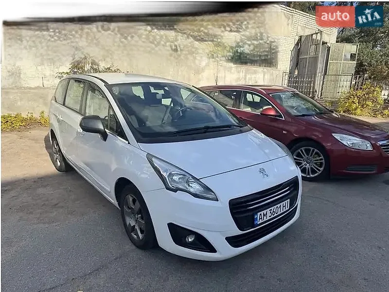 Peugeot 5008 2016