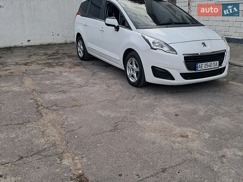 Peugeot 5008