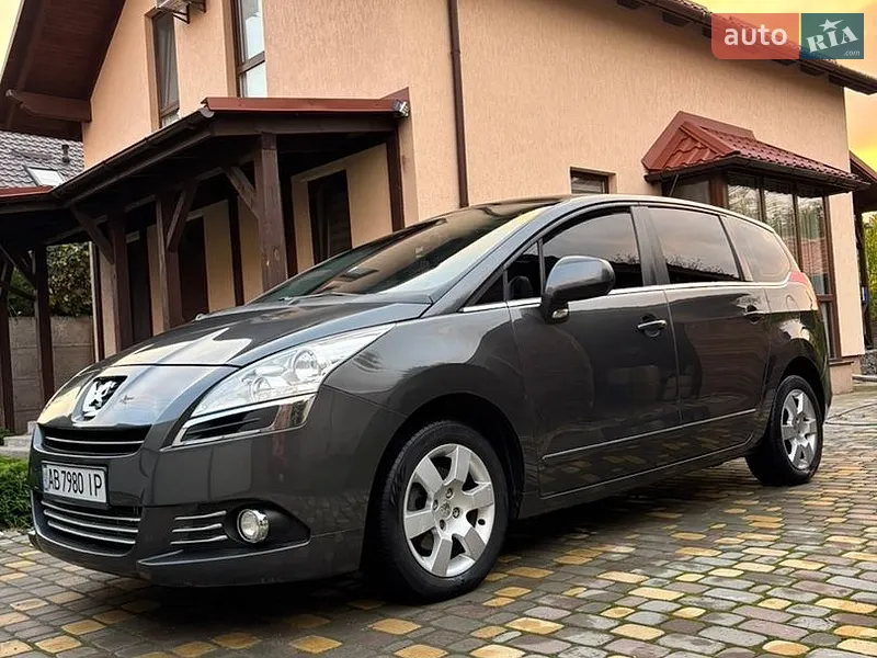 Peugeot 5008