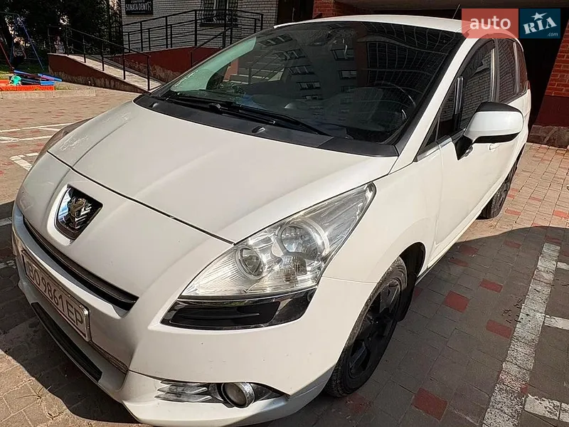 Peugeot 5008