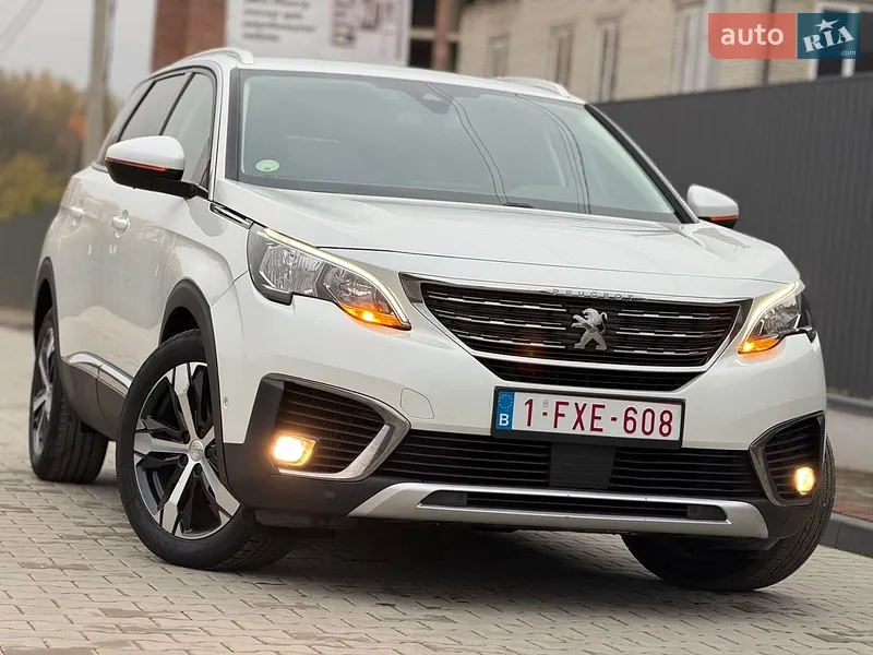 Peugeot 5008