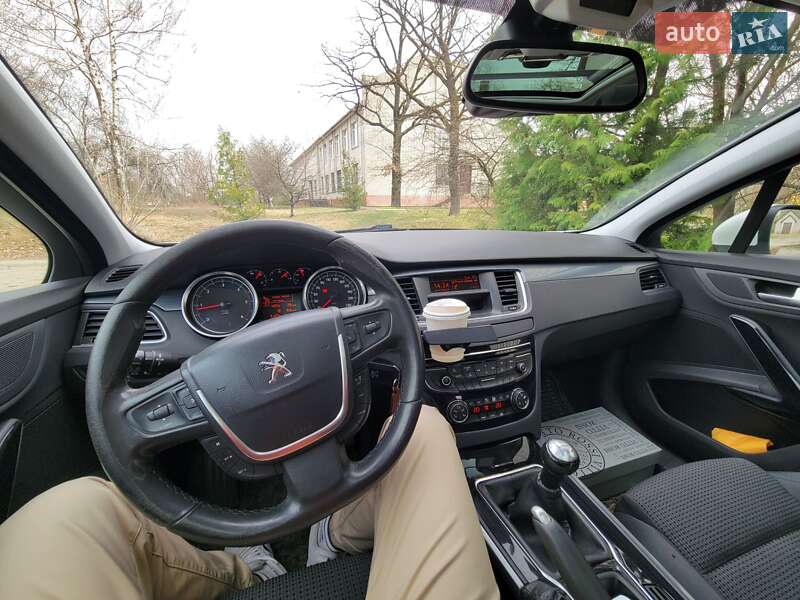 Универсал Peugeot 508 2012 в Вараше