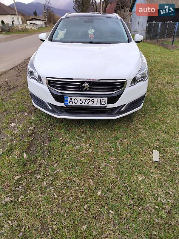 Універсал Peugeot 508 2015 в Сваляві