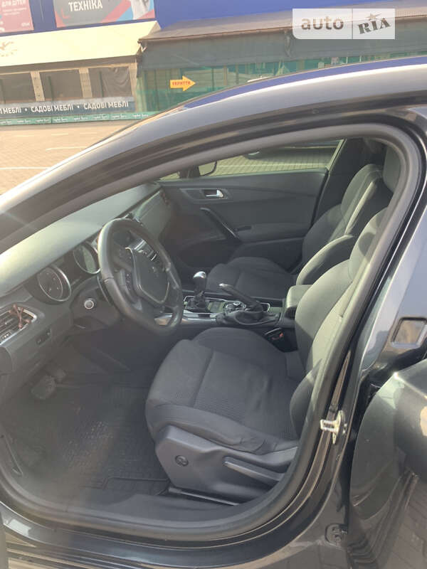 Седан Peugeot 508 2011 в Татарове