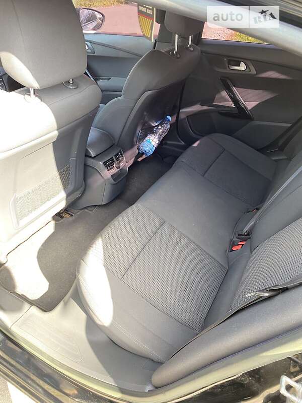 Седан Peugeot 508 2011 в Львове