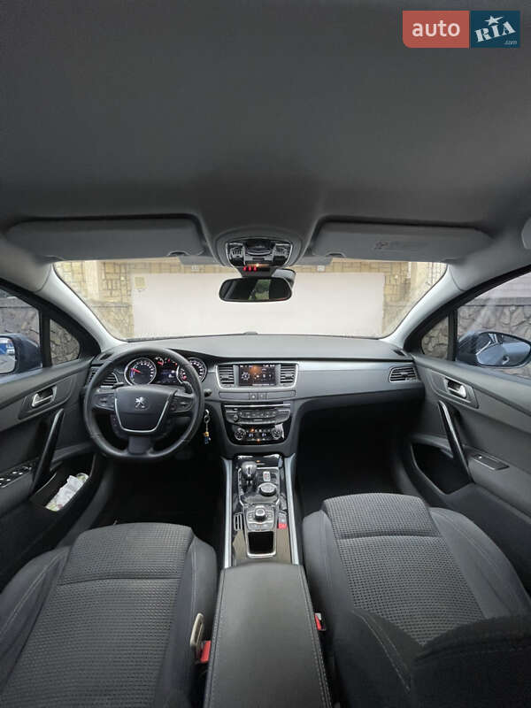 Седан Peugeot 508 2012 в Ужгороде