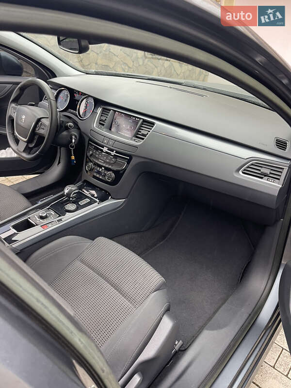 Седан Peugeot 508 2012 в Ужгороде