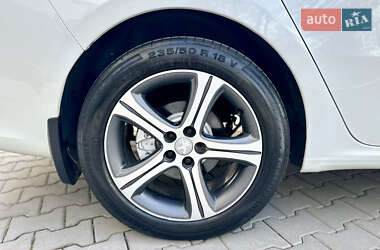 Седан Peugeot 508 2016 в 
