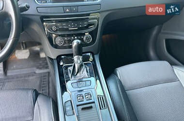 Седан Peugeot 508 2016 в 