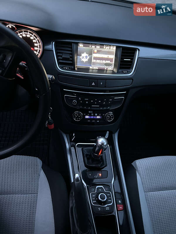 Седан Peugeot 508 2013 в Ровно