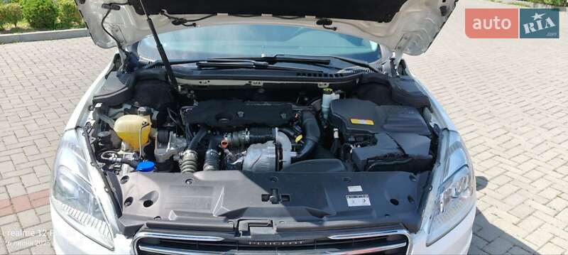 Седан Peugeot 508 2012 в Золочеві