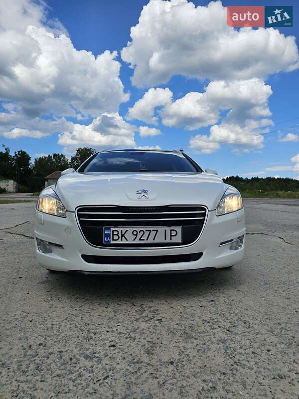 Універсал Peugeot 508 2012 в Вараші