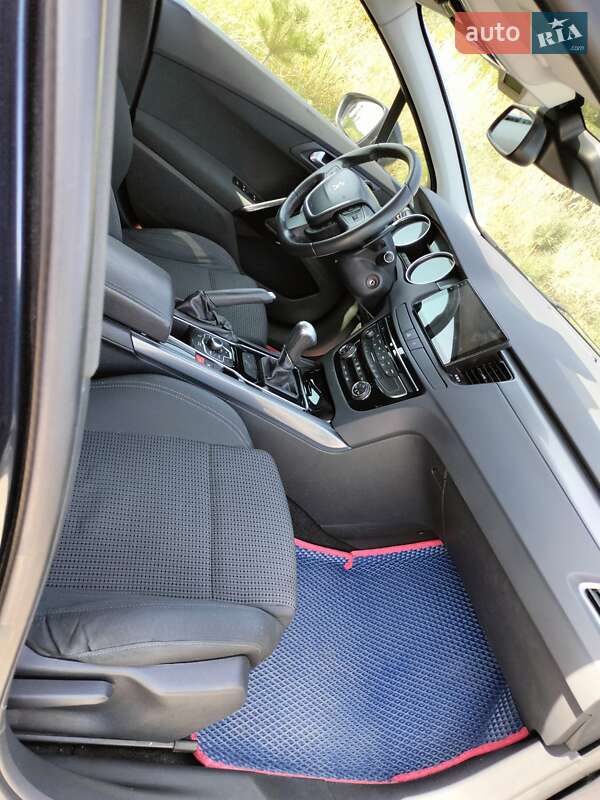 Універсал Peugeot 508 2011 в Зорі