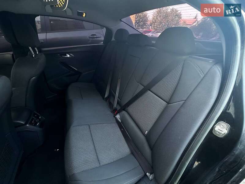 Седан Peugeot 508 2011 в Львове