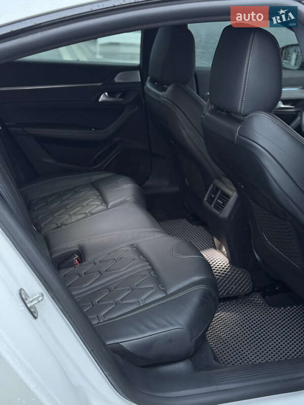Фастбек Peugeot 508 2020 в Львові