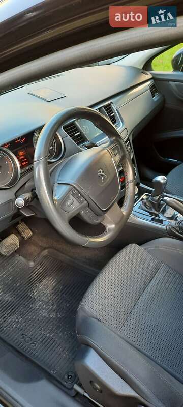 Седан Peugeot 508 2012 в Чернівцях