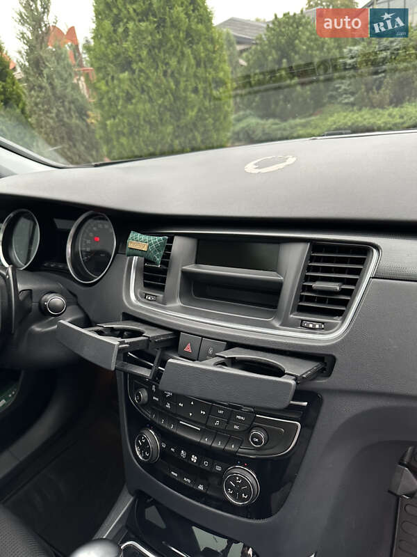 Универсал Peugeot 508 2011 в Стрые