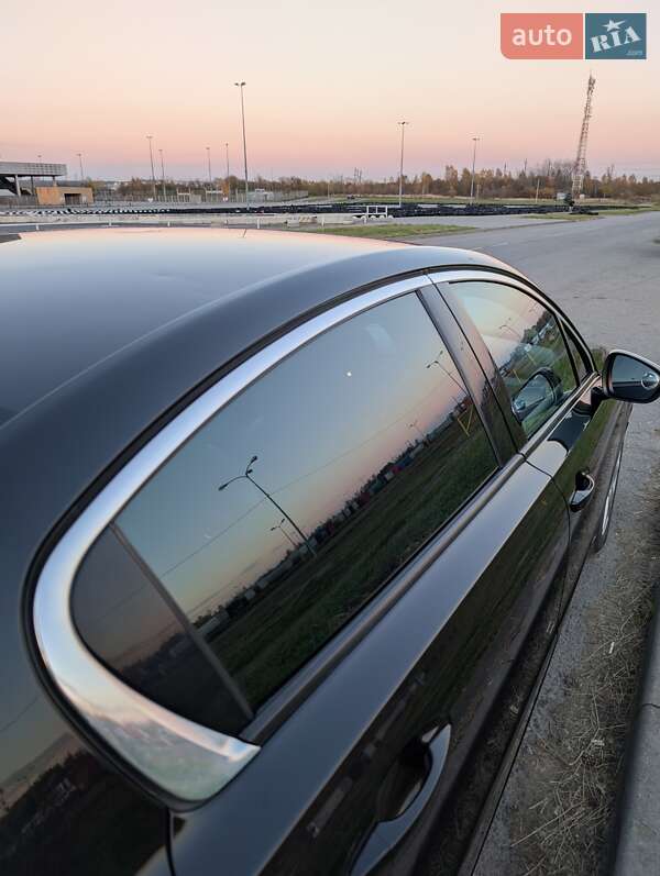 Седан Peugeot 508 2011 в Львове