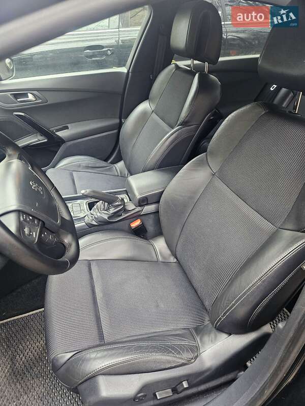 Седан Peugeot 508 2011 в Львове