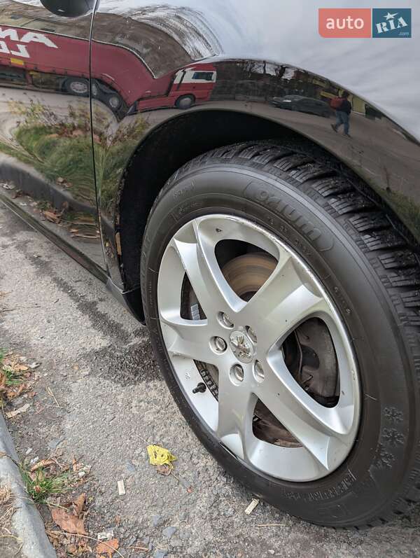 Седан Peugeot 508 2011 в Львове