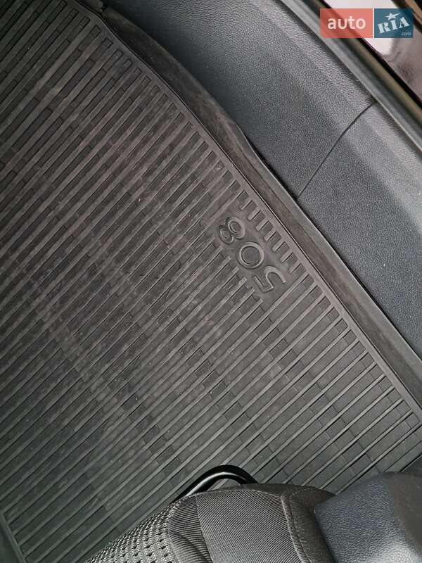 Седан Peugeot 508 2012 в Хмельницком