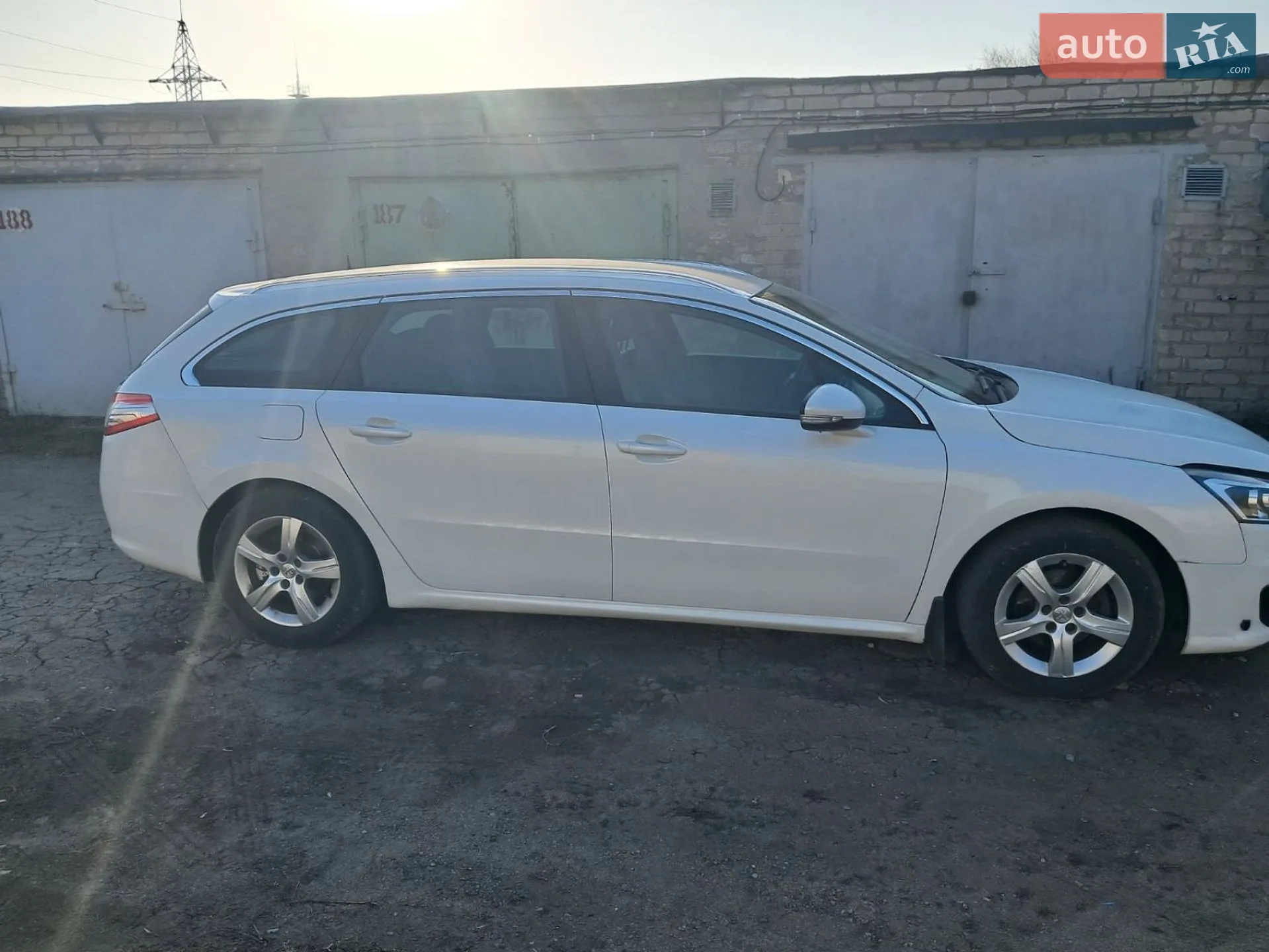 Peugeot 508 2016 VIN VF38EBHZTGL027392 фото оголошення 4 з 10