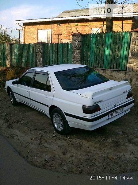 Седан Peugeot 605 1991 в Гайсину