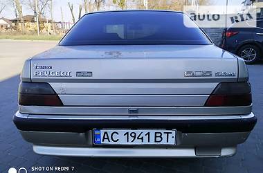 Седан Peugeot 605 1992 в 