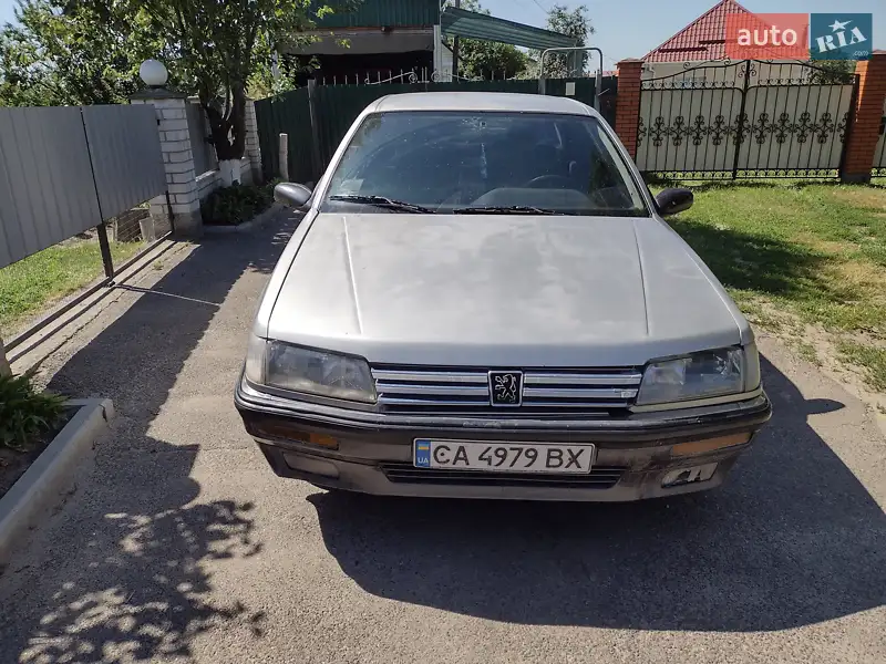 Peugeot 605